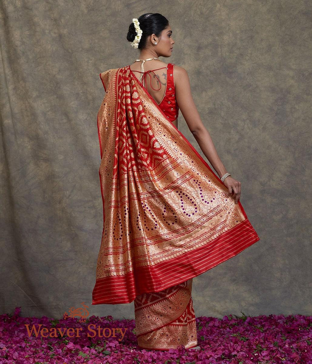 Handwoven_Red_Kadhwa_Jangla_Saree_WeaverStory_03