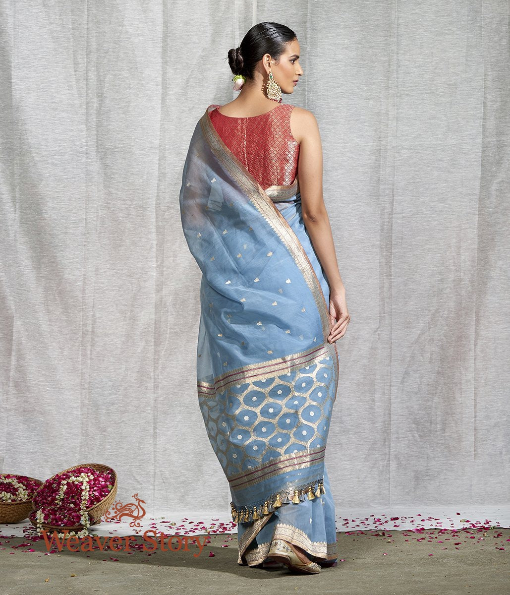 Handwoven_Blue_Kora_Cotton_Saree_with_Kadhwa_Booti_WeaverStory_03