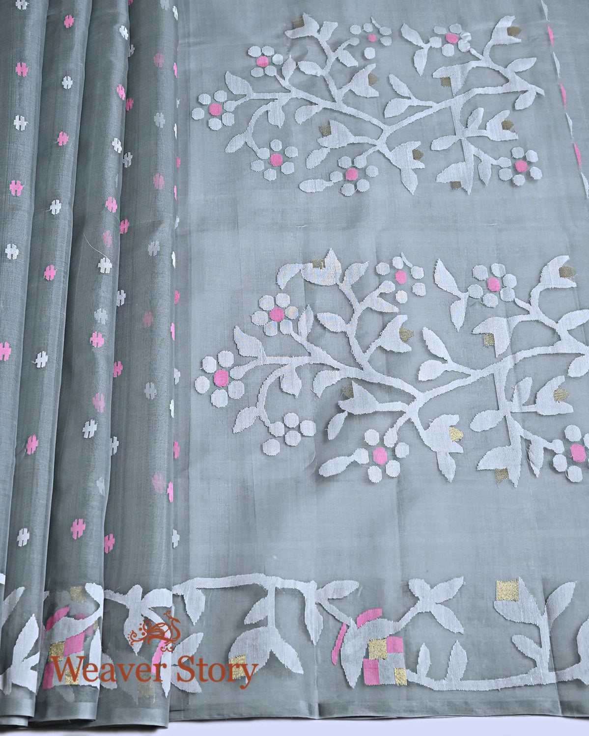 Handwoven_Cement_Grey_Silk_Muslin_Jamdani_Saree_WeaverStory_03
