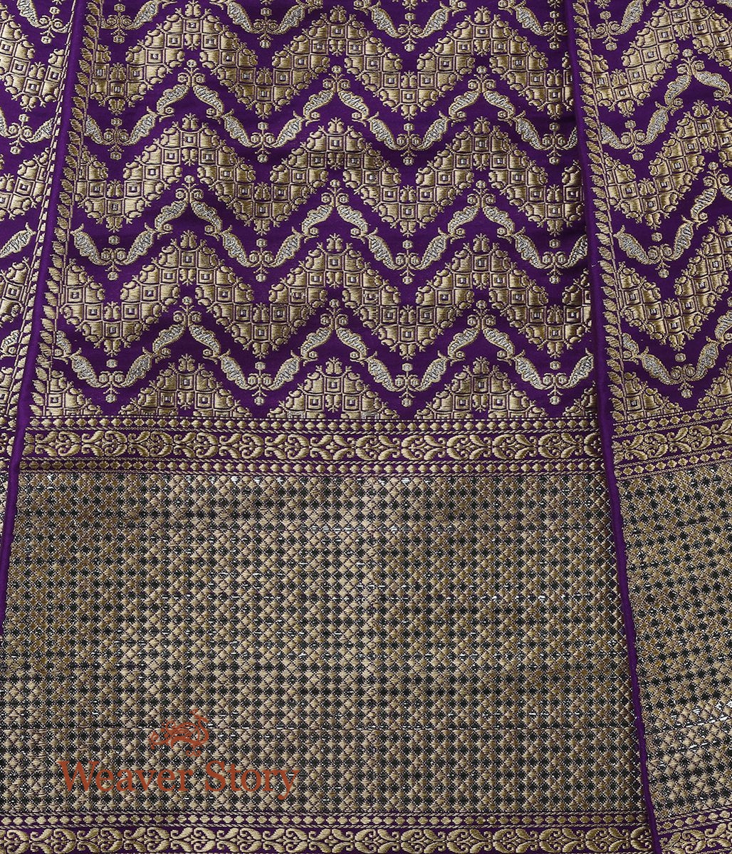 Purple_Handloom_Kadhwa_Silk_Banarasi_Lehenga_with_Gold_and_Silver_Zari_WeaverStory_03