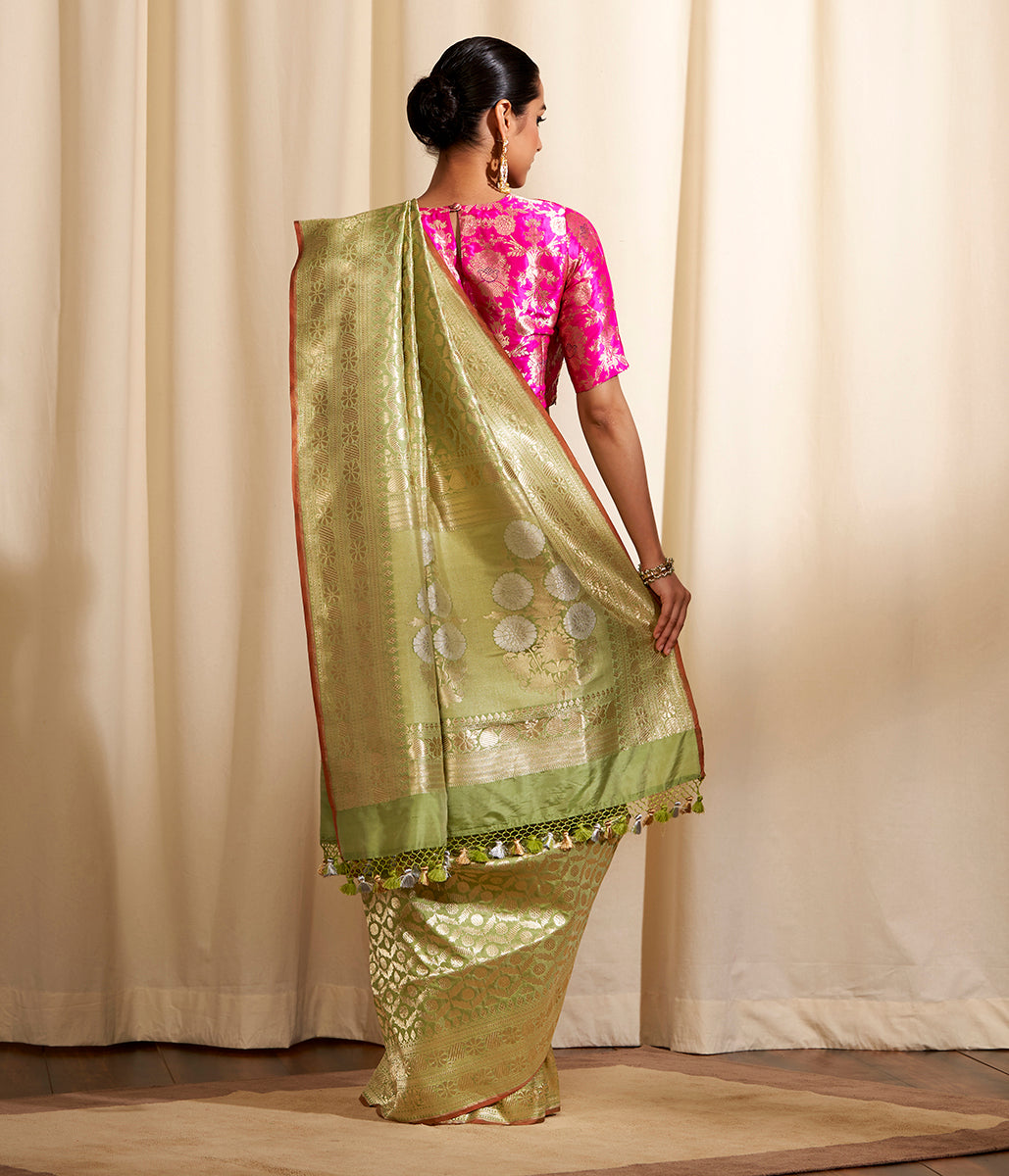 Handloom_Pista_Green_Banarasi_Jangla_WeaverStory_03