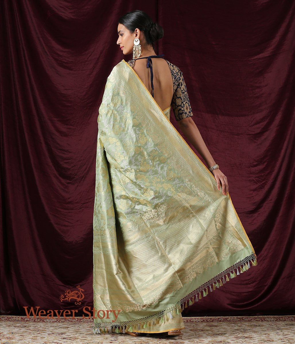 Handwoven_Pista_Green_Kadhwa_Jangla_Saree_WeaverStory_03