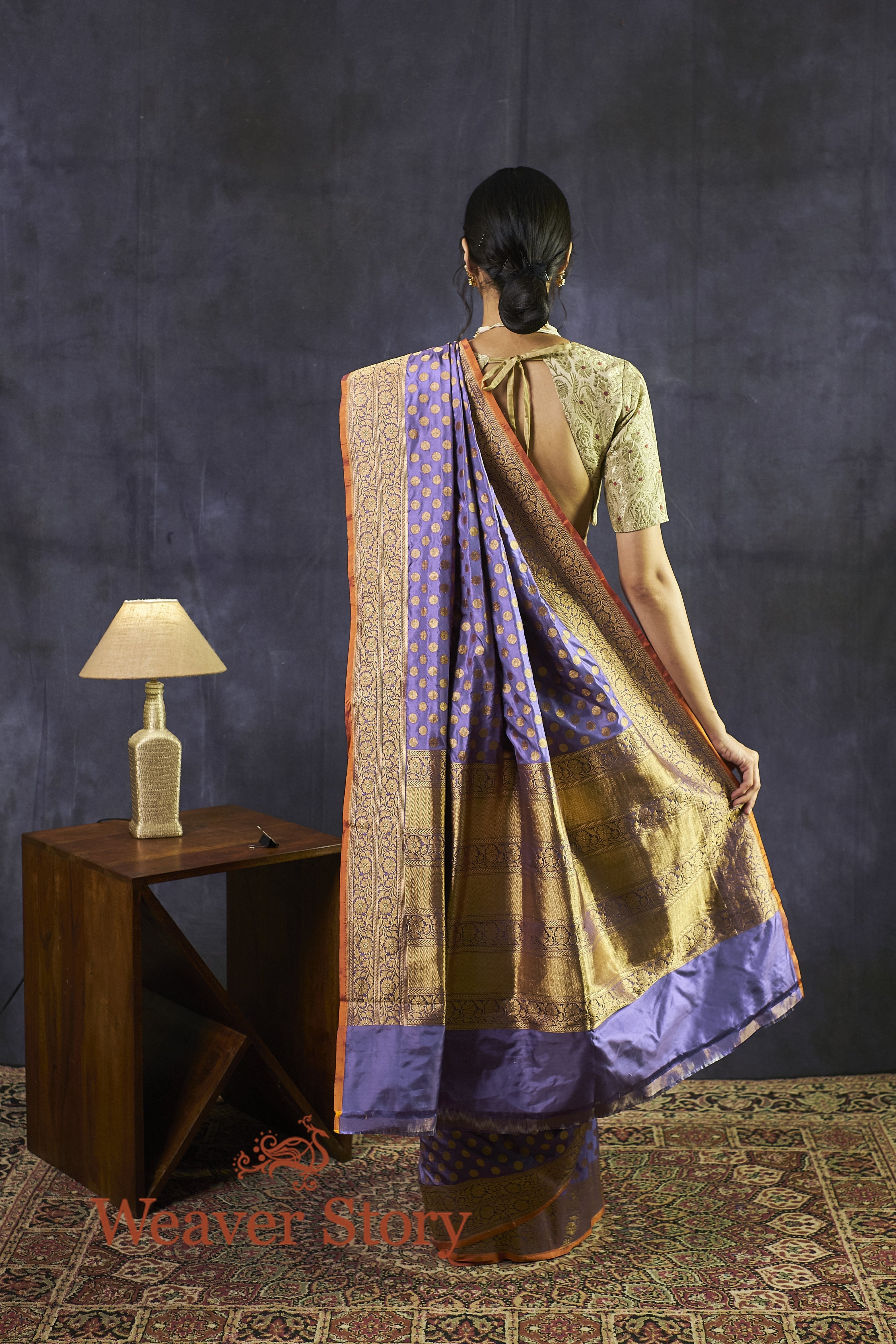 Handwoven_Purple_Saree_with_Circle_Boota_and_Orange_Selvedge_WeaverStory_03