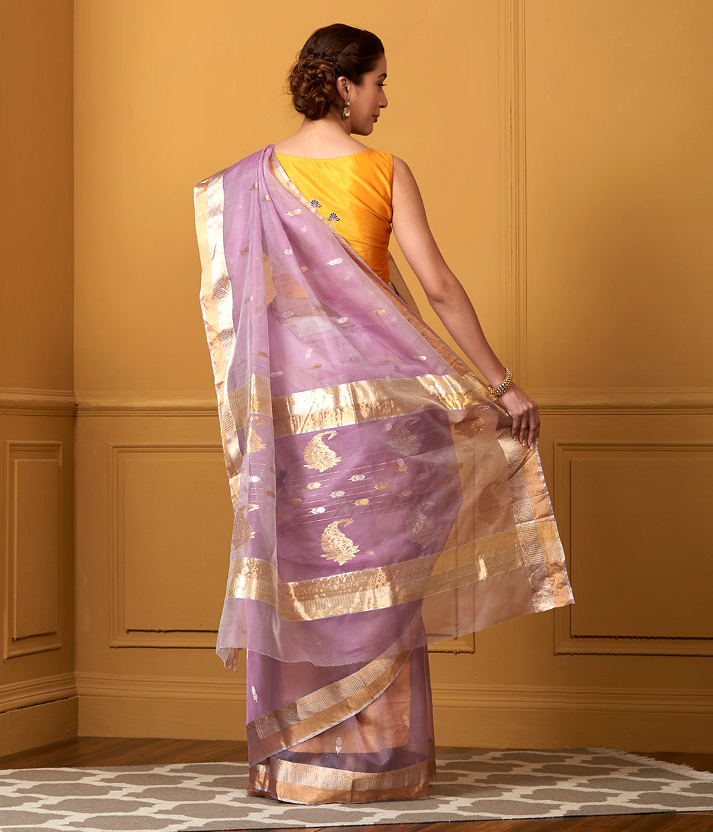 Handwoven_Mauve_Kora_Saree_with_Gold_Silver_Zari_Boota_WeaverStory_03