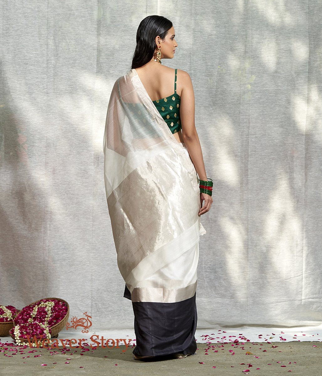 Handwoven_White_Plain_Saree_with_Black_Mushroo_Border_WeaverStory_03