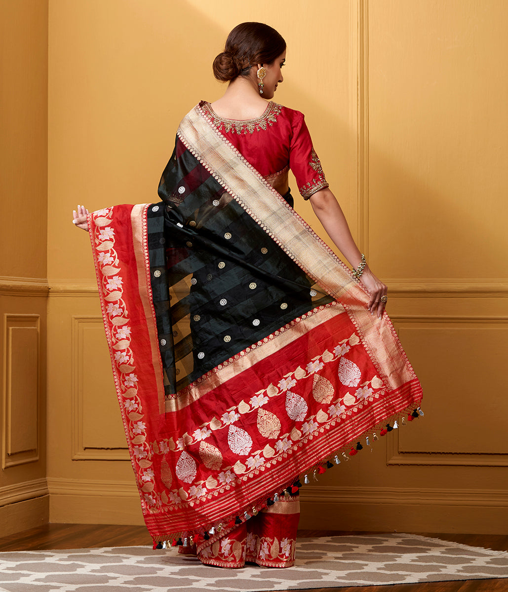 Handloom_Black_Self_Checks_with_Red_Border_WeaverStory_03