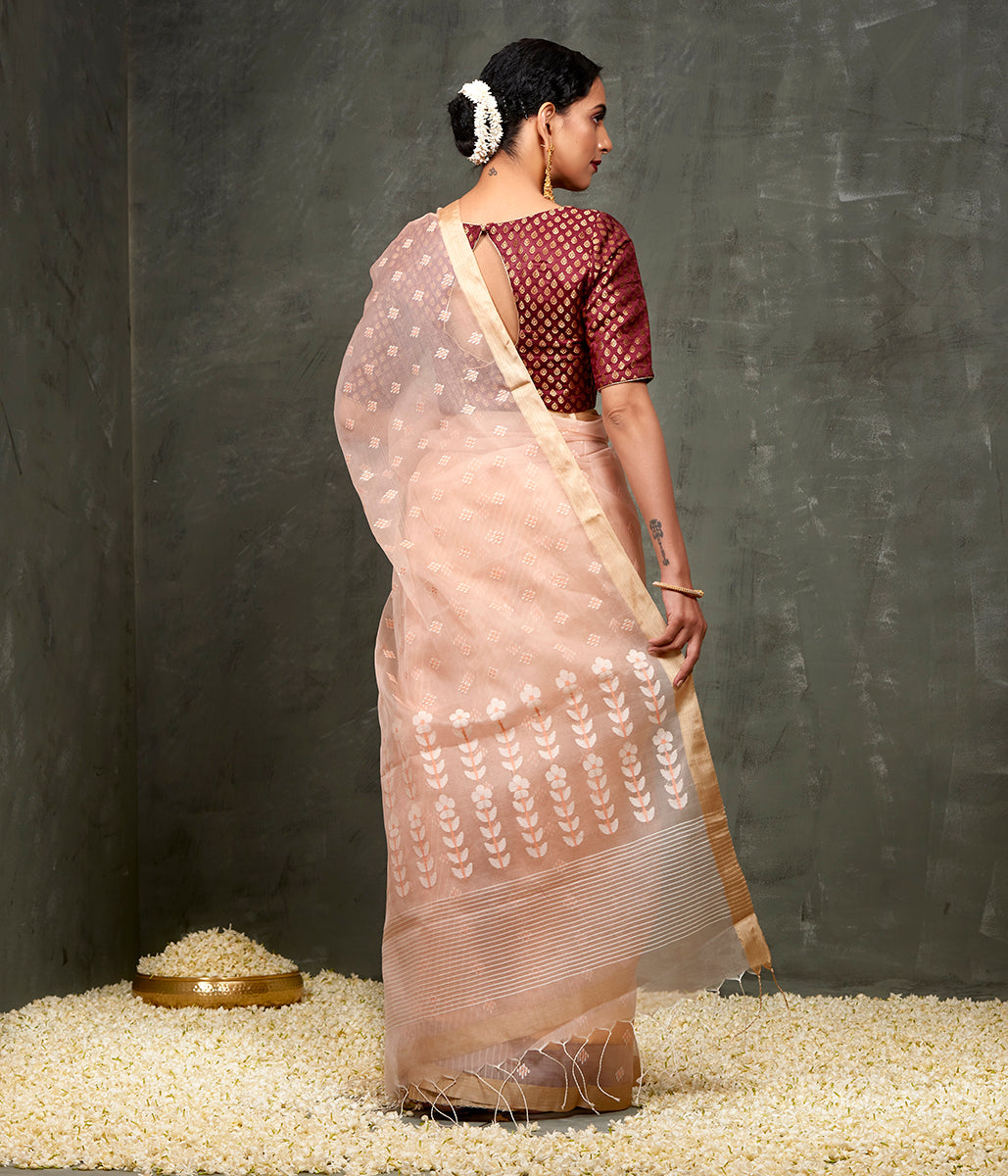 Handwoven_Light_Peach_Dhakai_Jamdani_Saree_with_White_Booti_WeaverStory_03