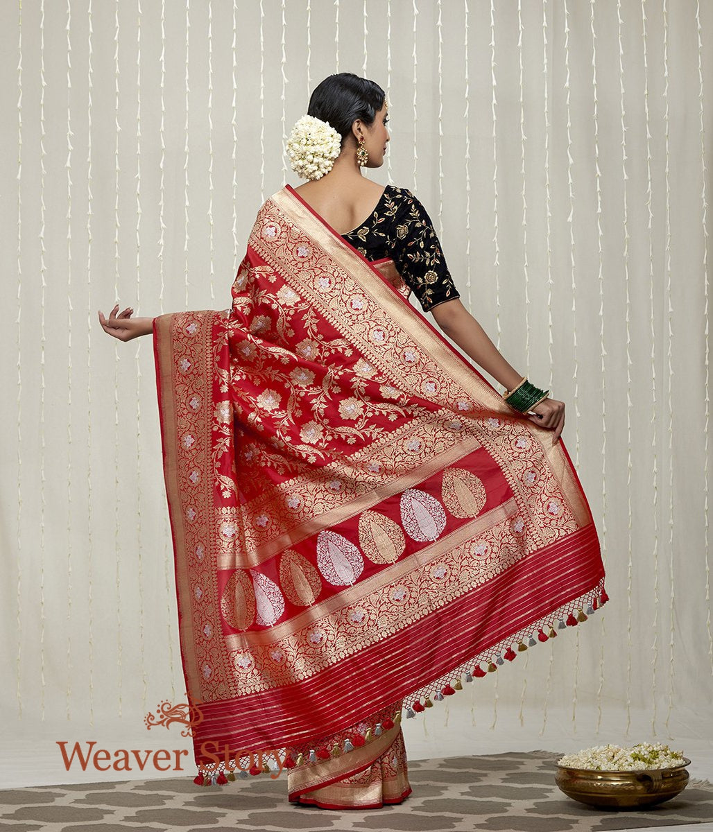 Handwoven_Red_Kadhwa_Jangla_Saree_Woven_with_Sona_Rupa_Zari_WeaverStory_03