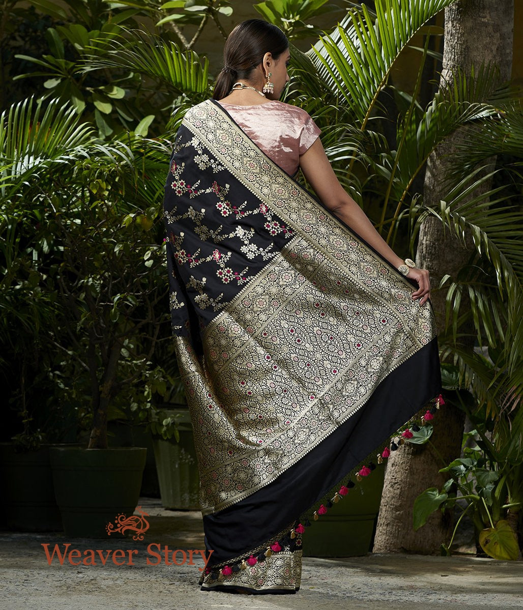 Handwoven_Black_Sona_Rupa_Kadhwa_Jangla_Saree_with_Meenakari_WeaverStory_03