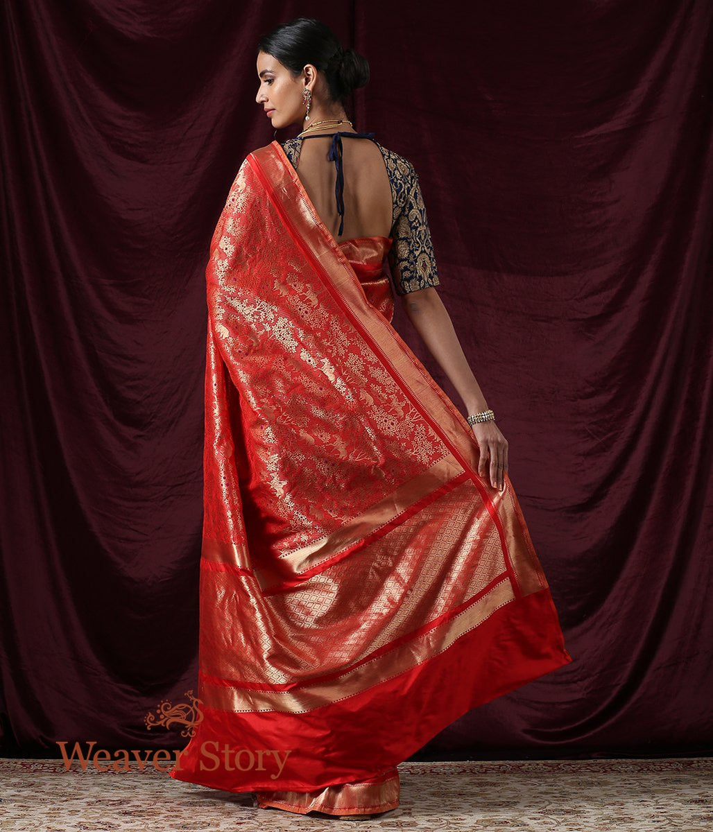 Handwoven_Red_Kimkhab_Shikargah_Saree_WeaverStory_03