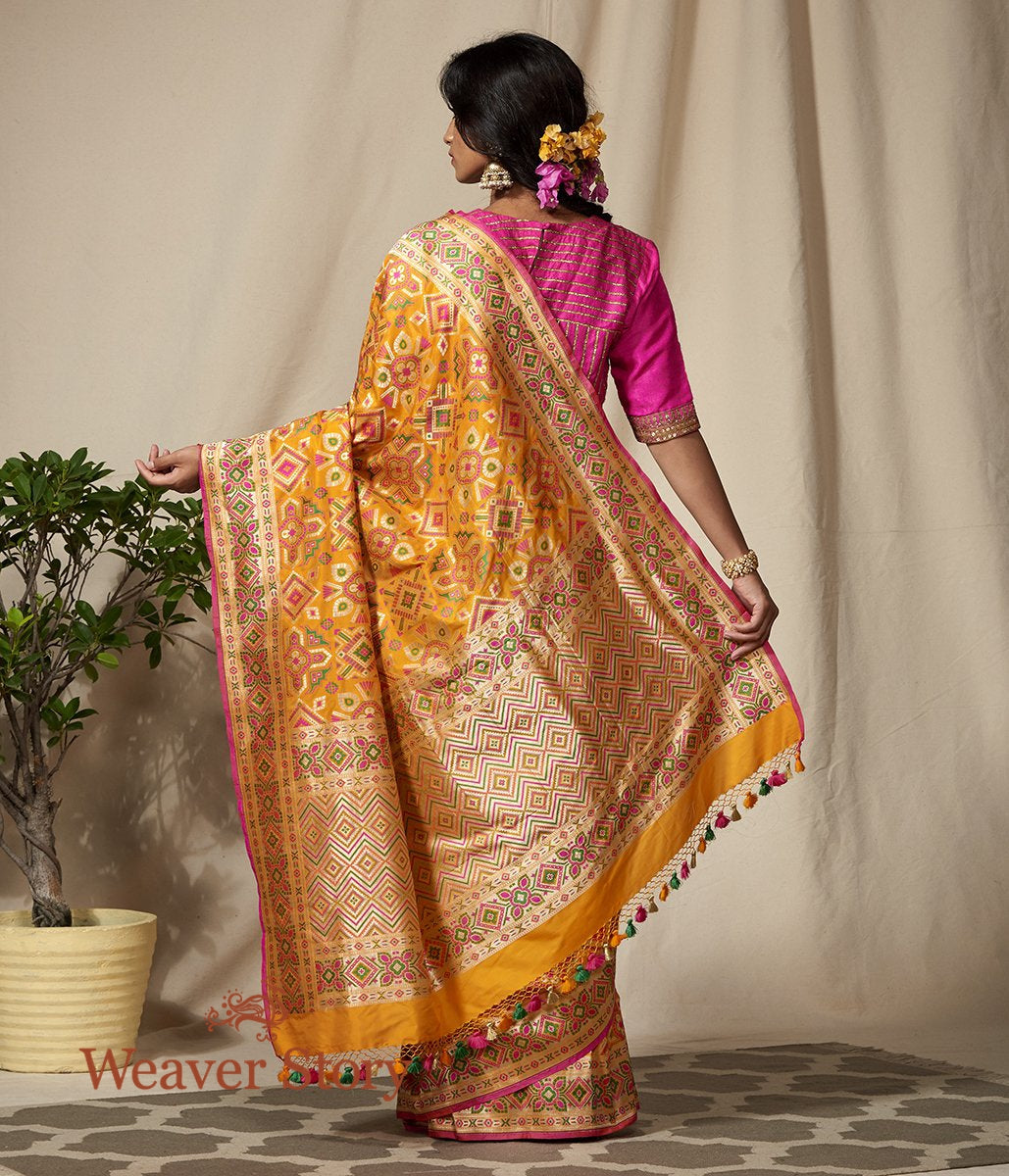 Handwoven_Banarasi_Patola_Saree_with_Zari_Meenakari_Border_WeaverStory_03