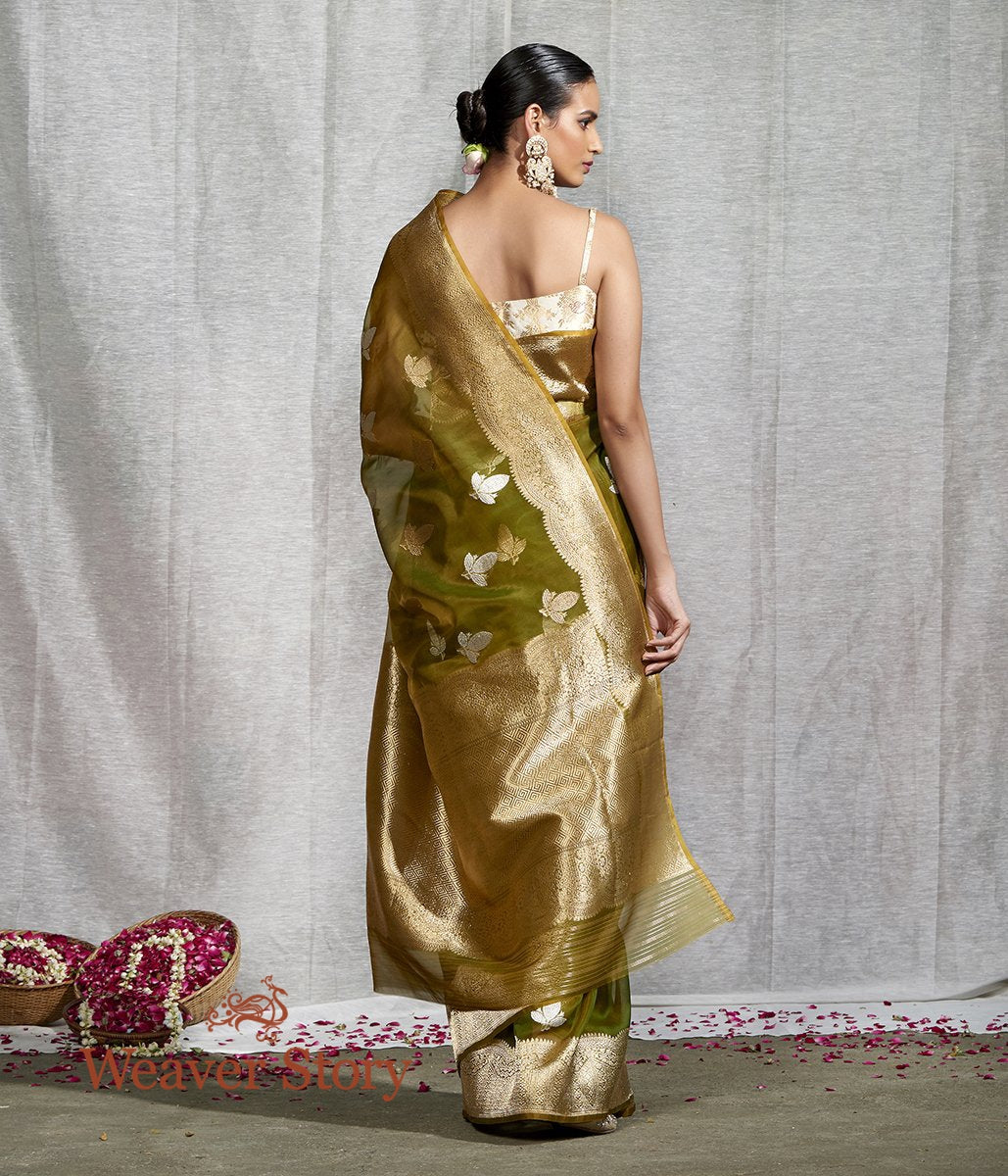 Handwoven_Green_Kora_Silk_Banarasi_Saree_WeaverStory_03