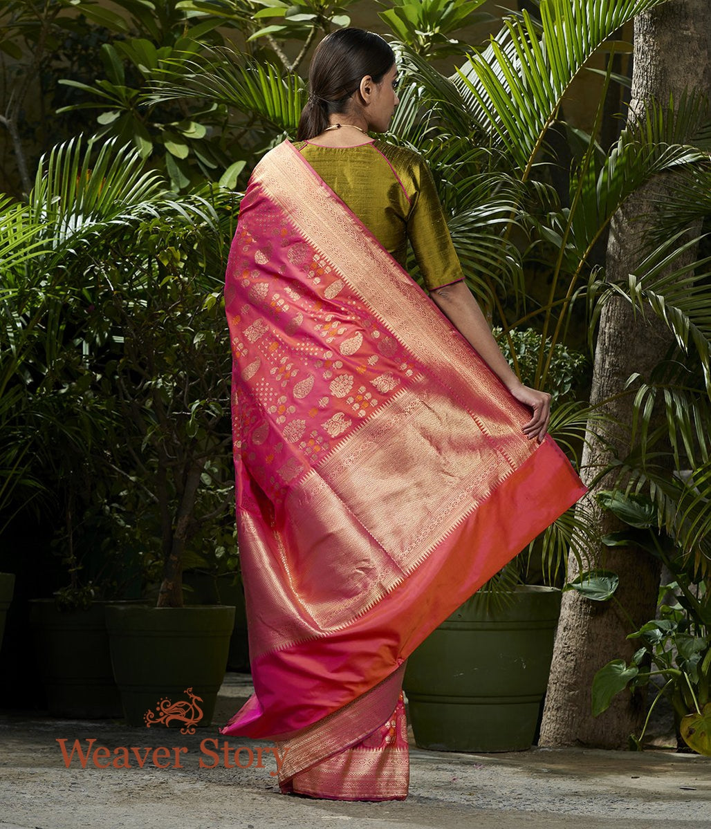 Handwoven_Rani_Real_Zari_Kadhwa_Booti_Saree_WeaverStory_03