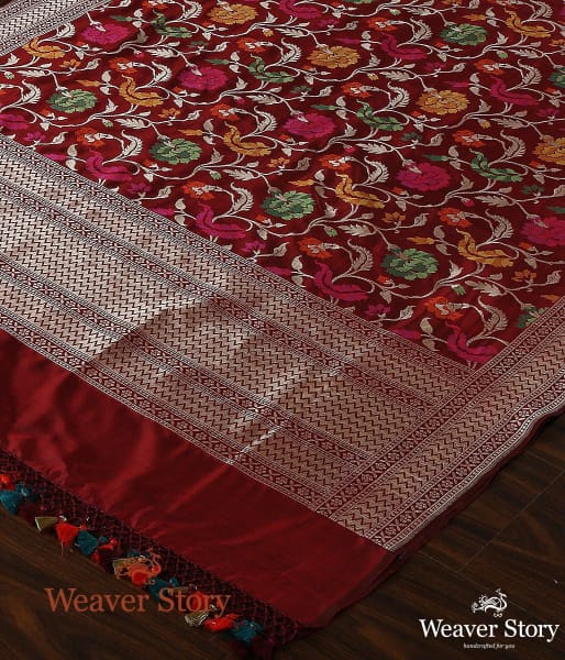 Handwoven_Maroon_Banarasi_Jangla_Dupatta_with_Meenakari_WeaverStory_03