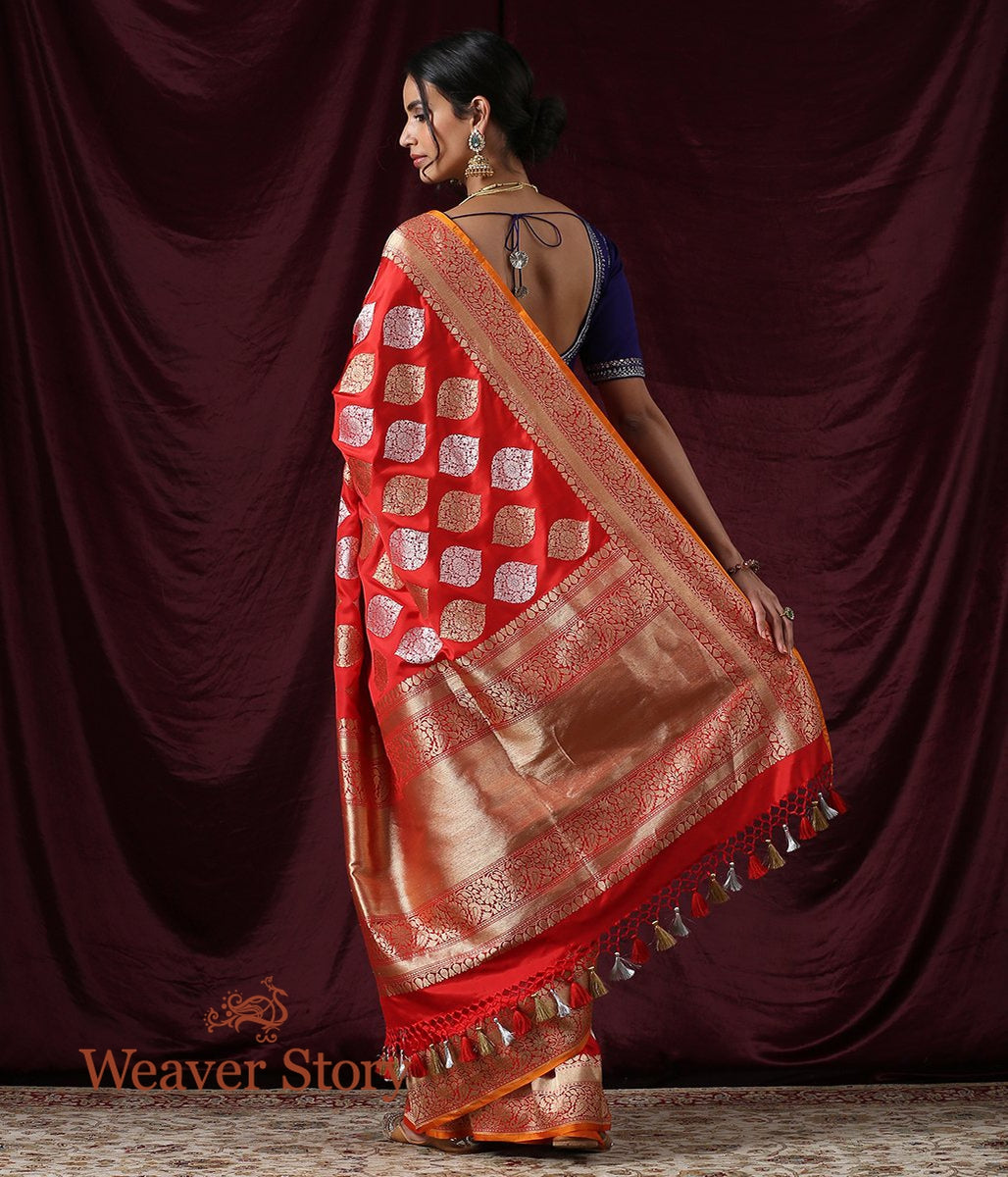 Handloom_Red_Kadhwa_Boota_Jangla_Saree_WeaverStory_03