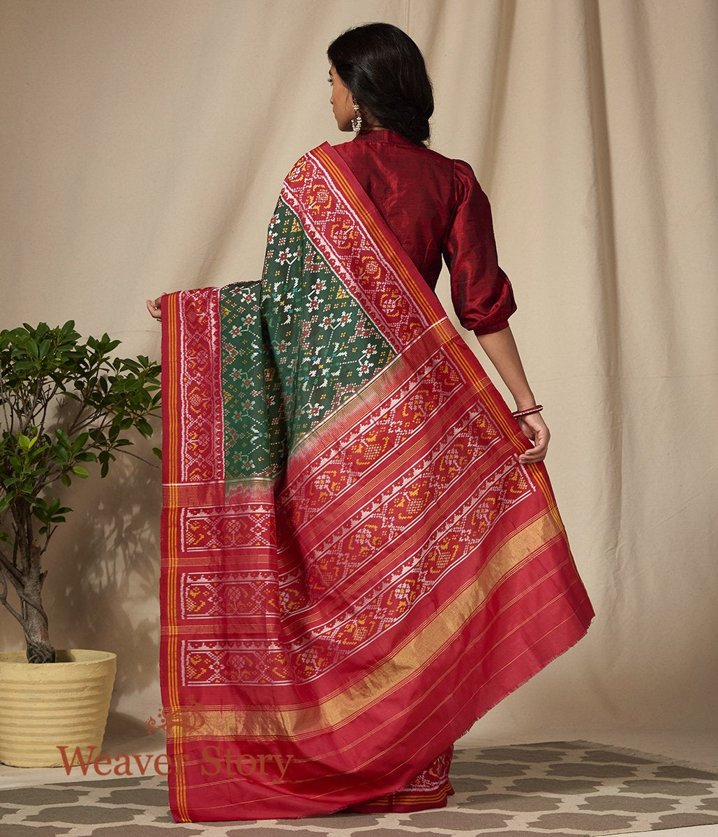 Handloom_Green_Gujarat_Patola_Saree_with_Red_Border_WeaverStory_03