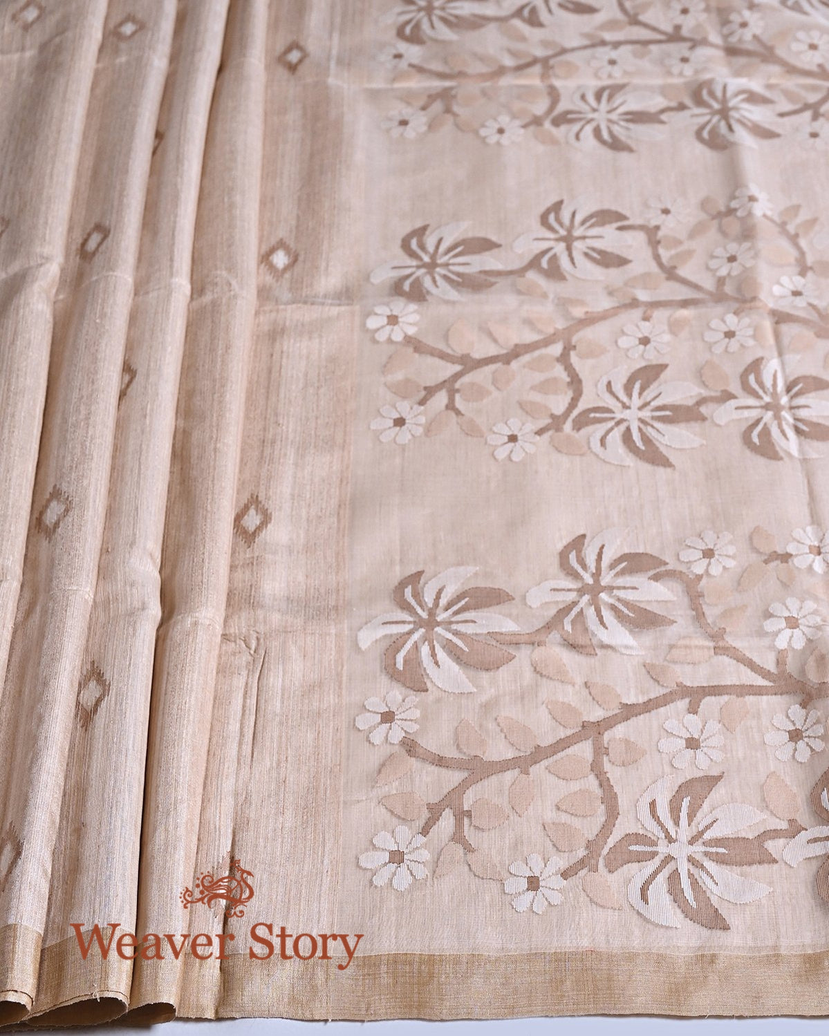 Handwoven_Soft_Brown_Matka_Silk_Jamdani_Saree_WeaverStory_03