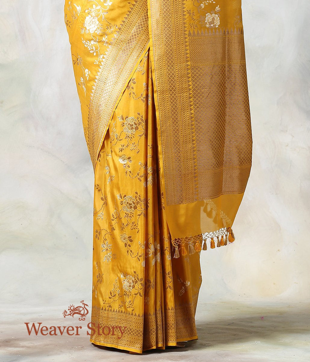 Handwoven_Mustard_Antique_Zari_Jaal_Saree_WeaverStory_04