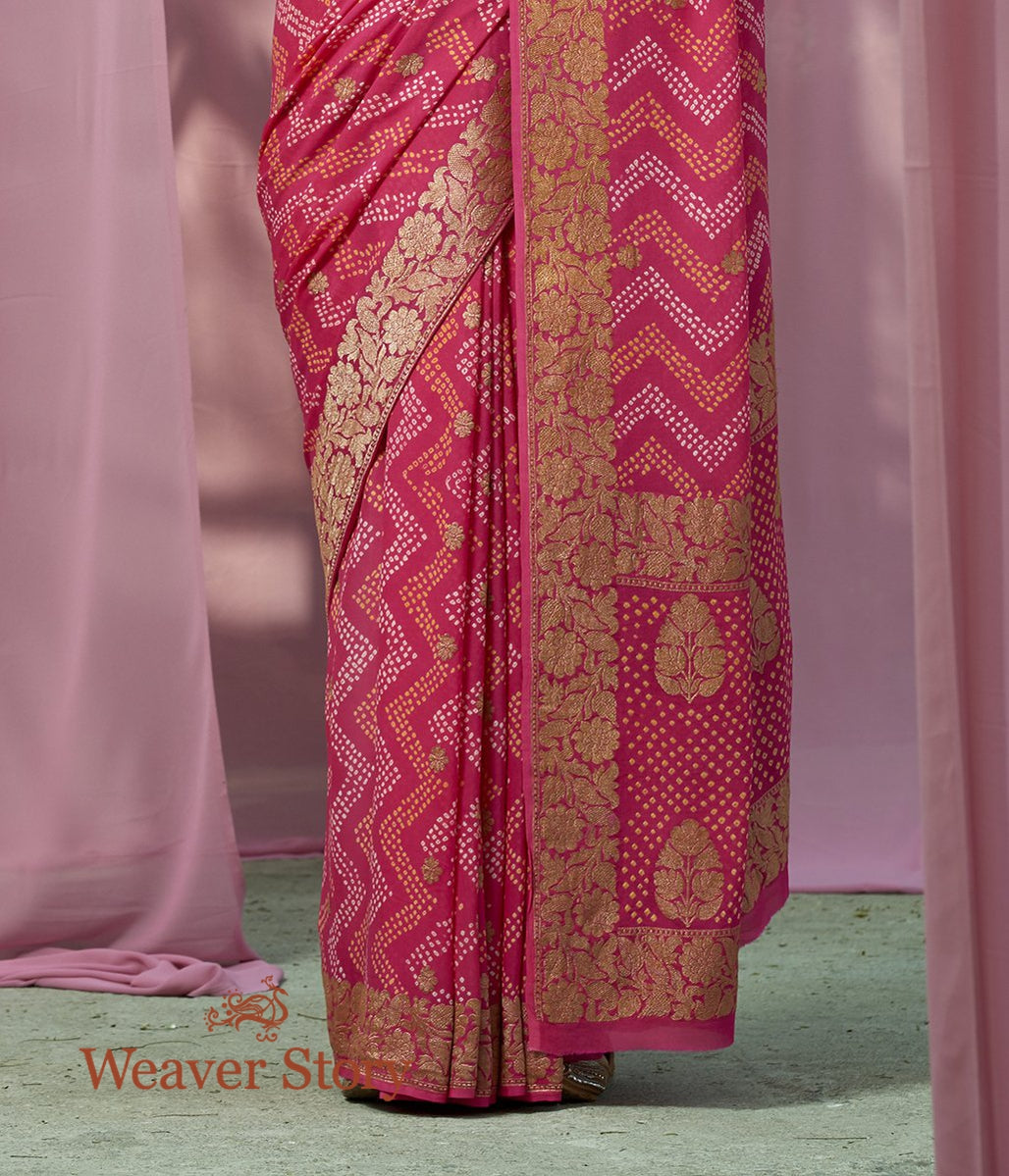 Handwoven_Pink_Chevron_Bandhej_Saree_WeaverStory_04