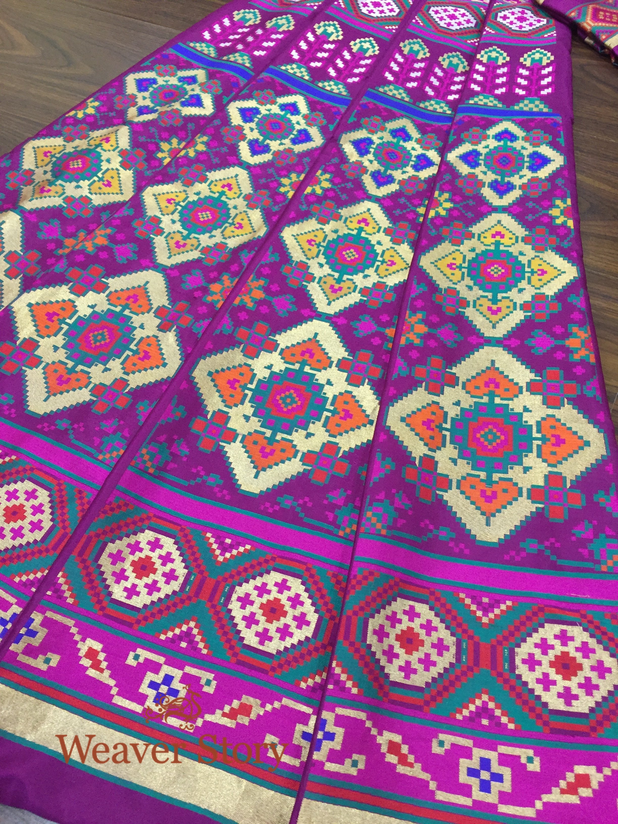 Handloom_Pure_Silk_Purple_Patola_Cutwork_Banarasi_Lehenga_WeaverStory_04