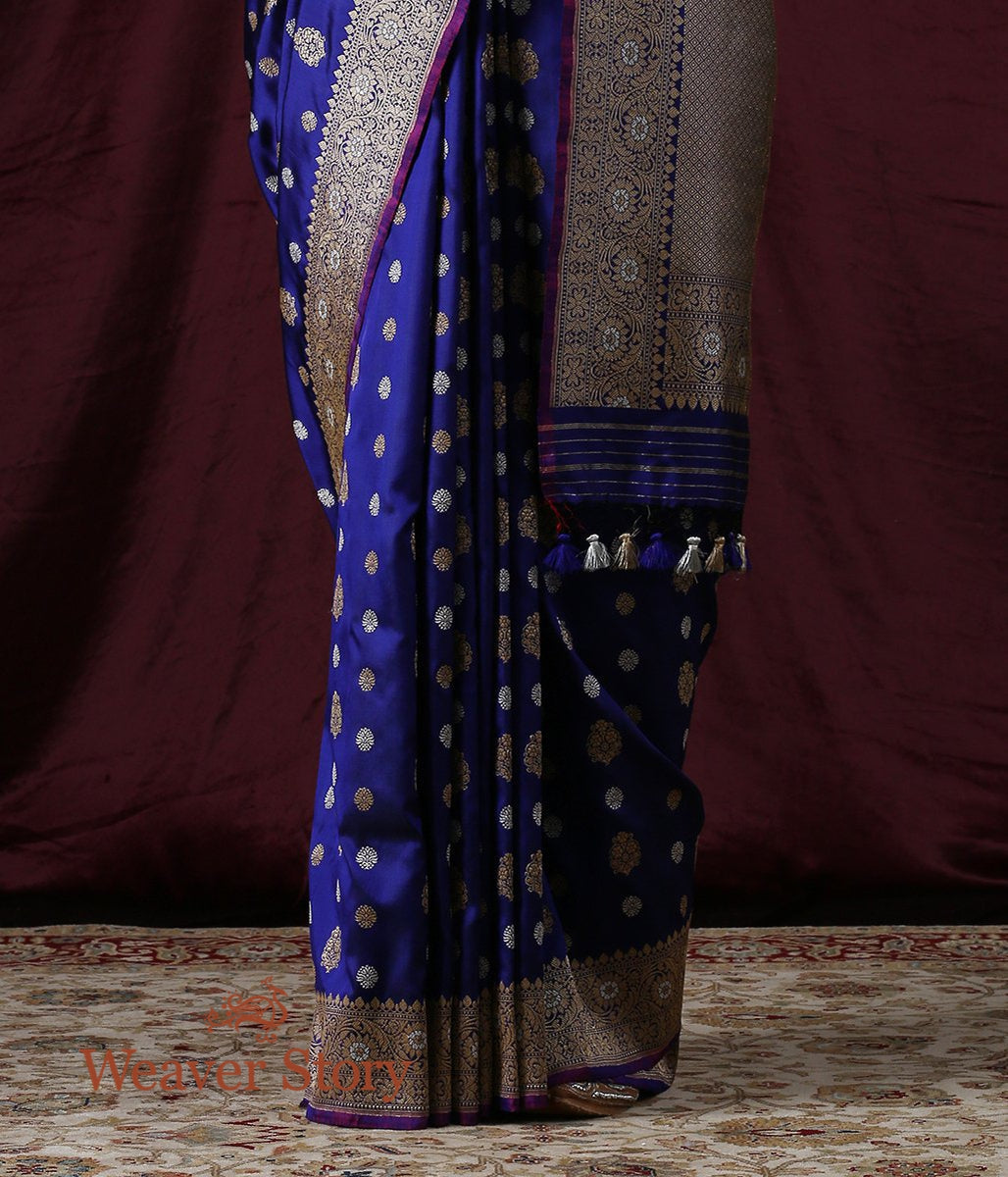 Handwoven_Blue_Kadhwa_Booti_Banarasi_Saree_WeaverStory_04
