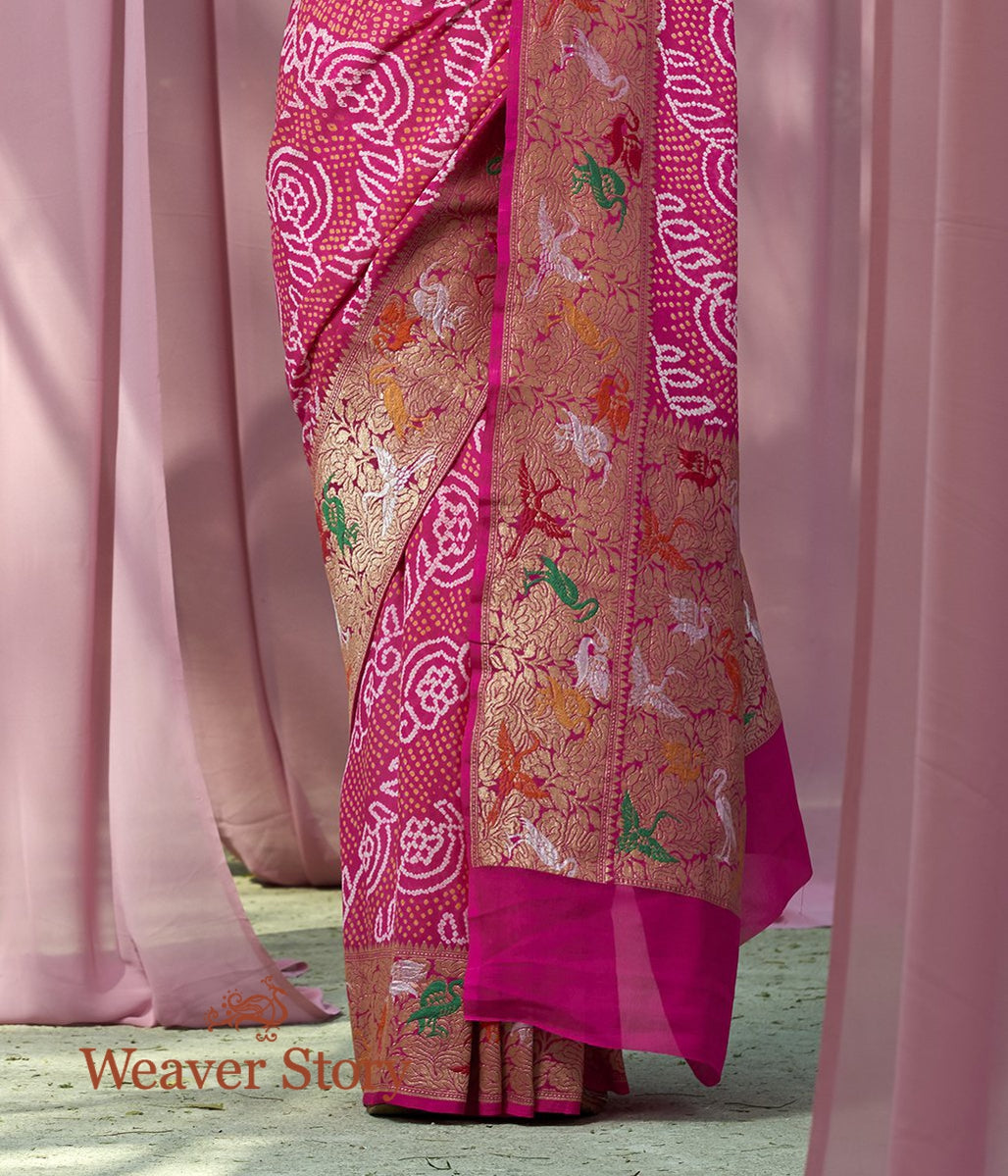 Handwoven_Pink_Bandhej_Saree_with_Shikargah_Border_WeaverStory_04