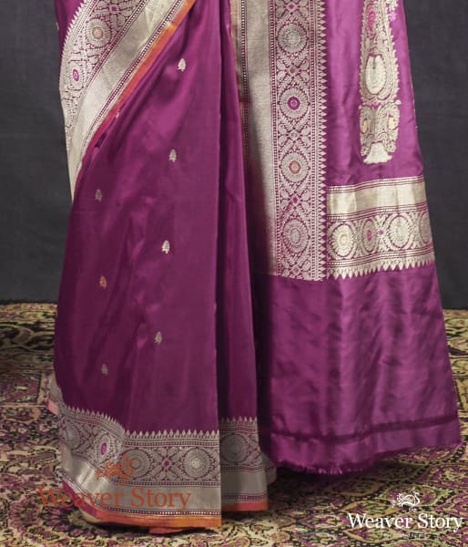 Handloom_Wine_Kadhwa_Banarasi_Saree_with_Meena_Booti_WeaverStory_04