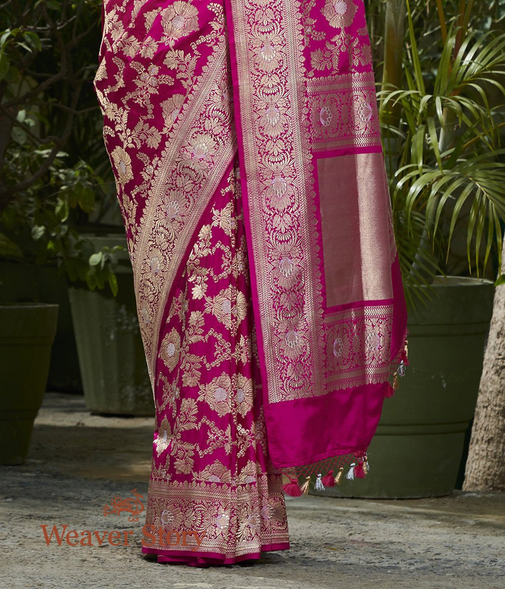 Handwoven_Rani_Kadhwa_Jangla_Saree_with_Sona_Rupa_Zari_WeaverStory_04