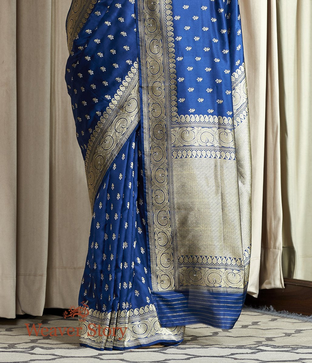 Handloom_Navy_Blue_Banarasi_Saree_Woven_with_Small_Zari_Booti_WeaverStory_04