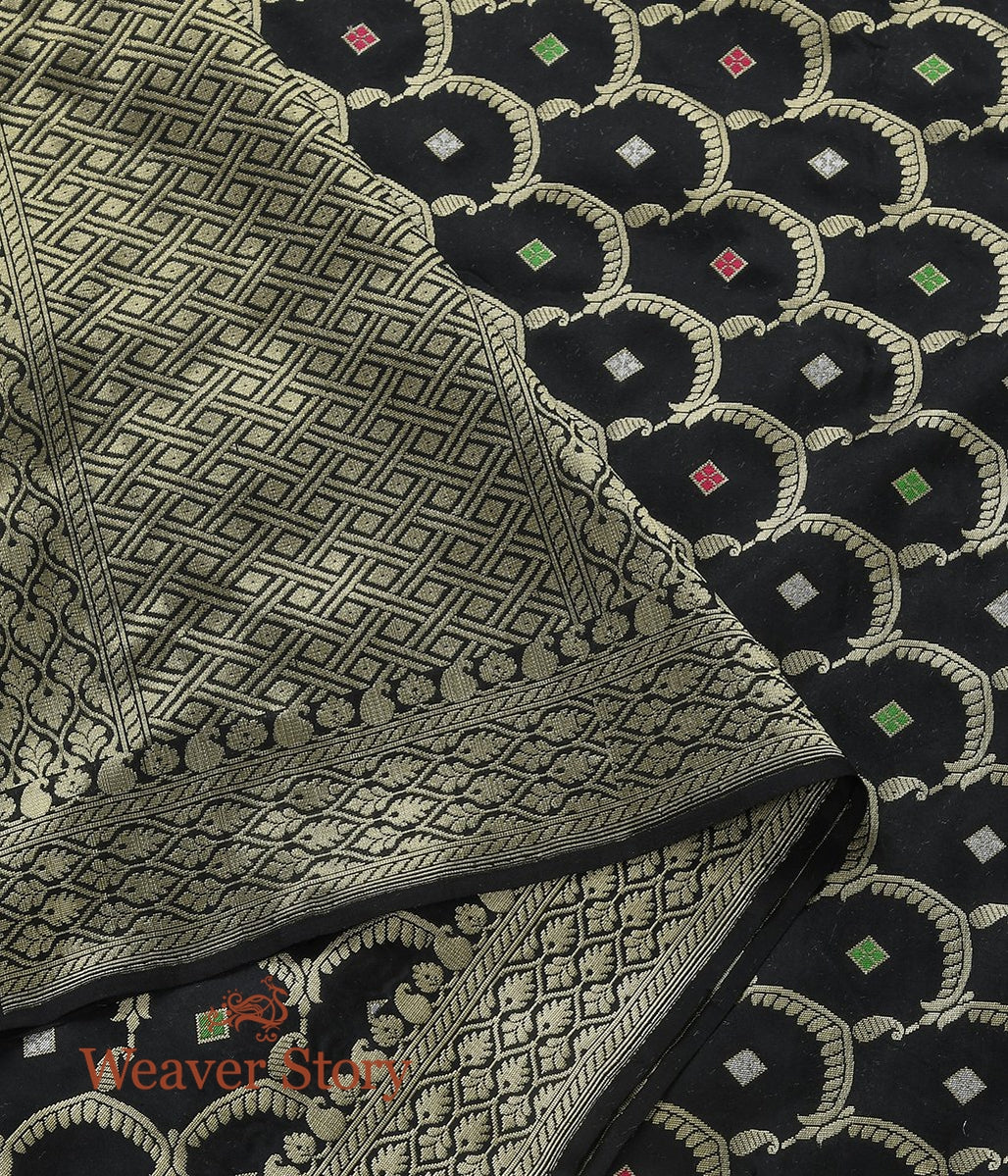 Handloom_Black_Cutwork_Jangla_Dupatta_WeaverStory_04