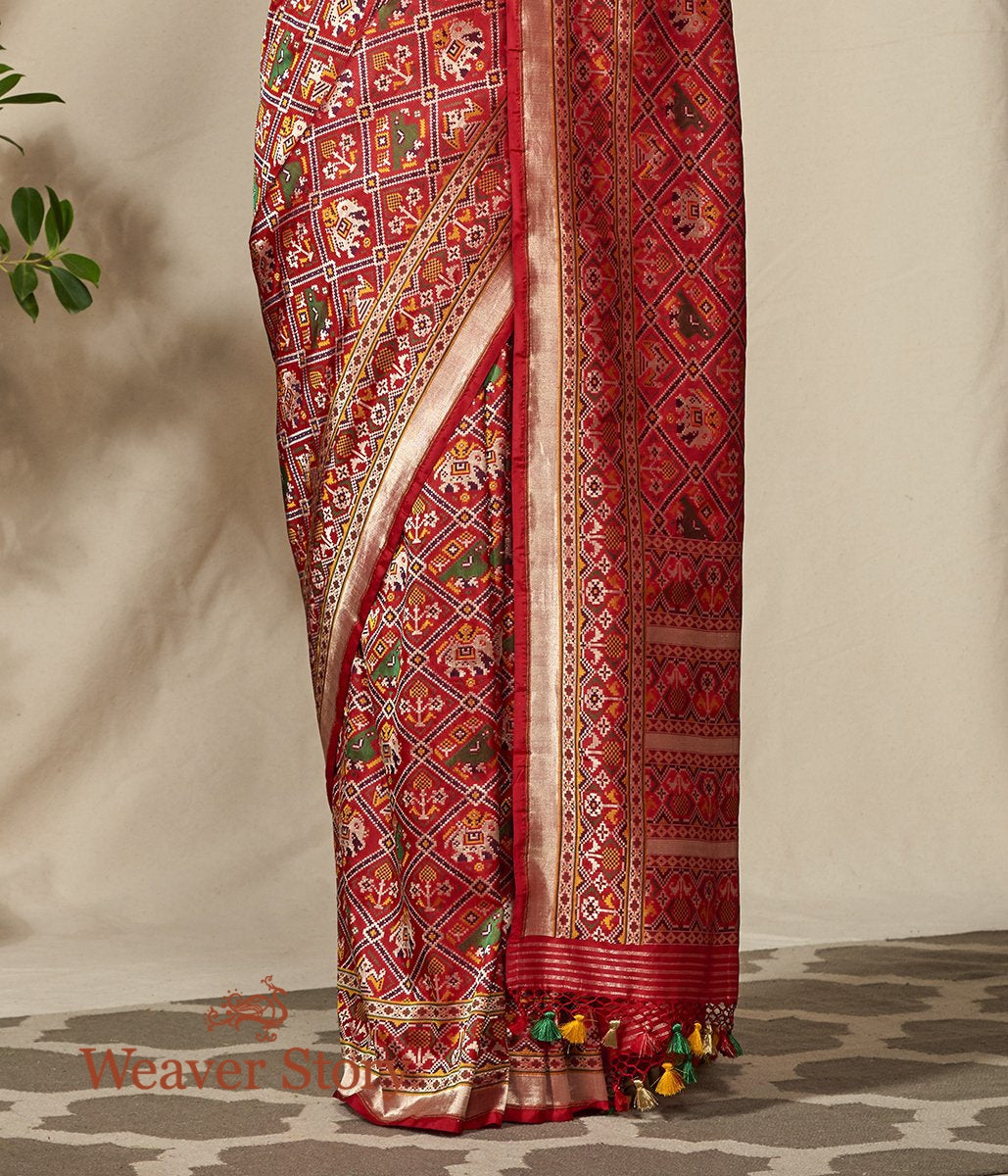 Handwoven_Red_Meenakari_Banarasi_Patola_Saree_with_Paithani_Border_and_Pallu_WeaverStory_04
