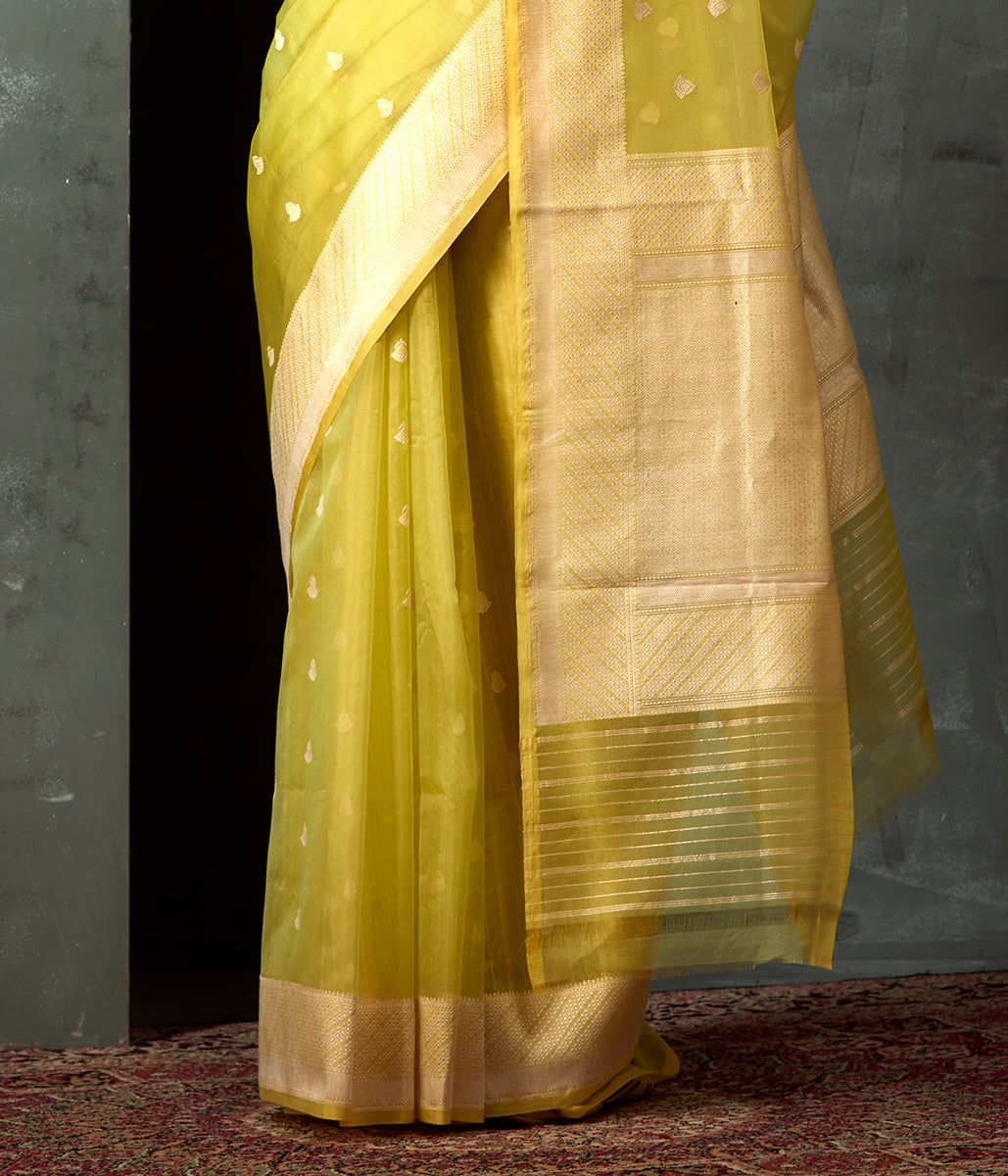 Handloom_Lemon_Green_Kora_Silk_Banarasi_Saree_WeaverStory_04