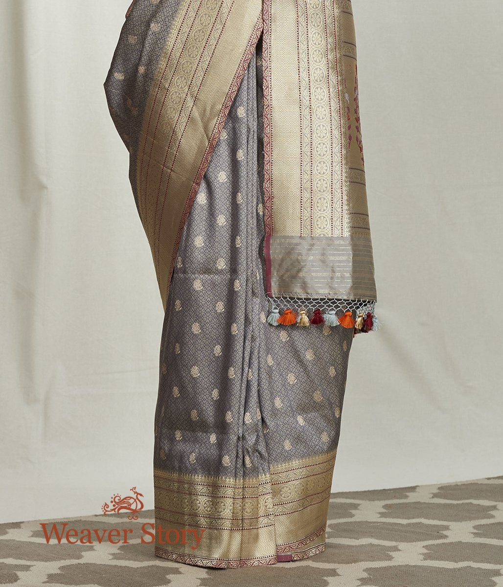 Handloom_Grey_Tanchoi_Saree_with_Kadhwa_Booti_WeaverStory_04