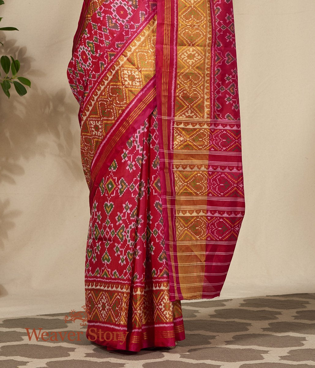 Handwoven_Pink_Gujarat_Patola_Saree_with_Gold_Tissue_Border_WeaverStory_04