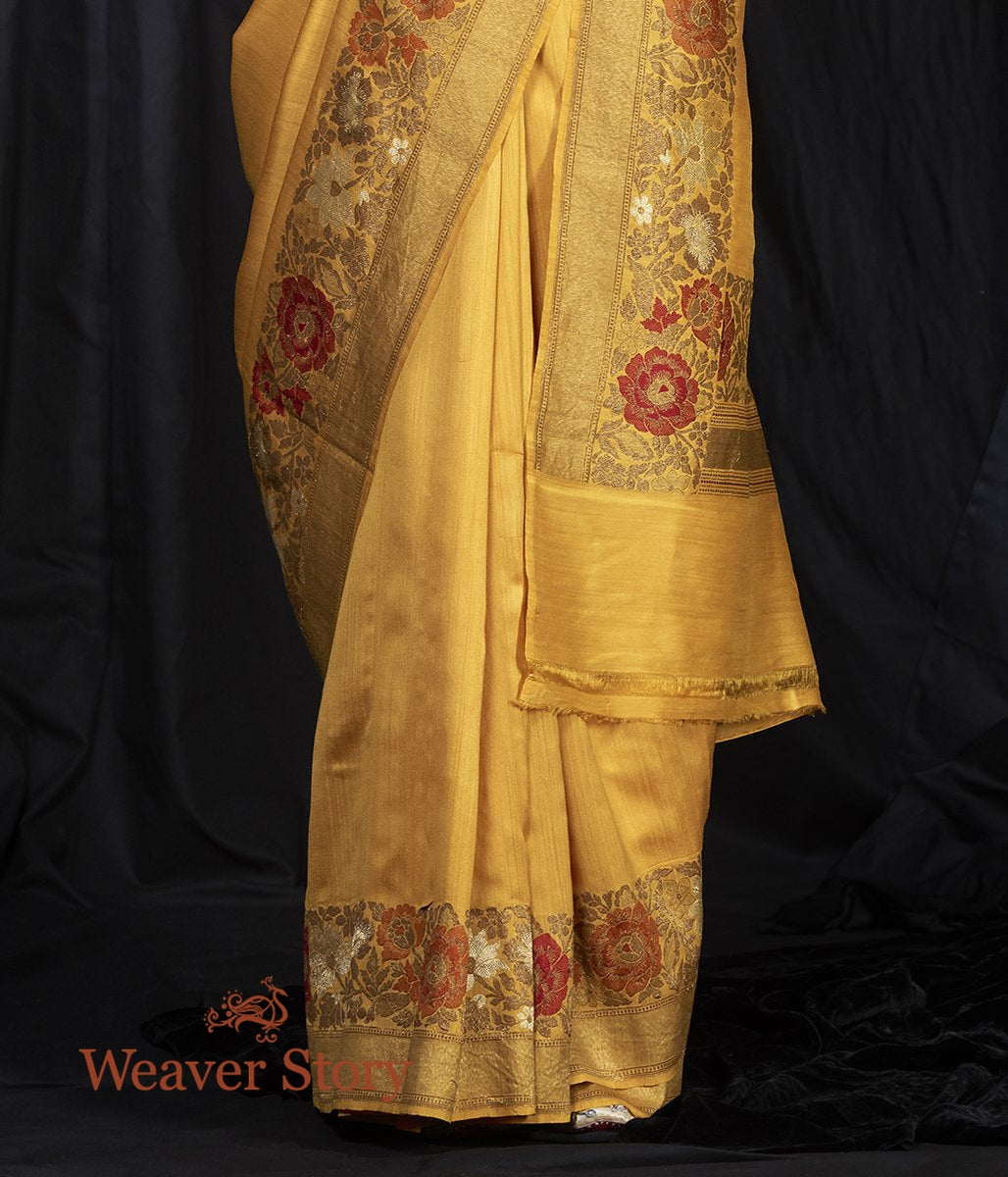 Handwoven_Munga_Saree_with_Meenakari_Floral_Border_WeaverStory_04