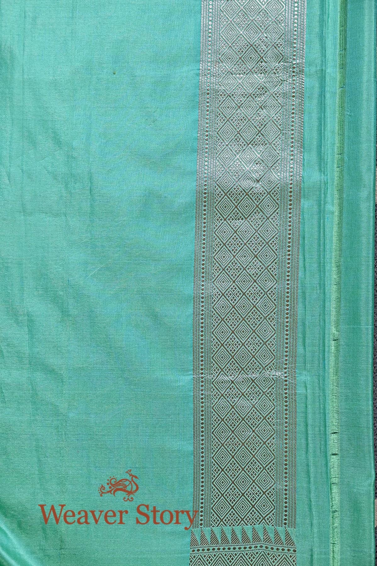 Sea_Green_Banarasi_Silk_Saree_with_Floral_Patter_WeaverStory_04