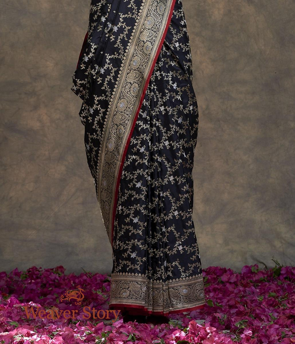 Handwoven_Black_Banarasi_Jangla_Saree_with_Red_Selvedge_WeaverStory_04