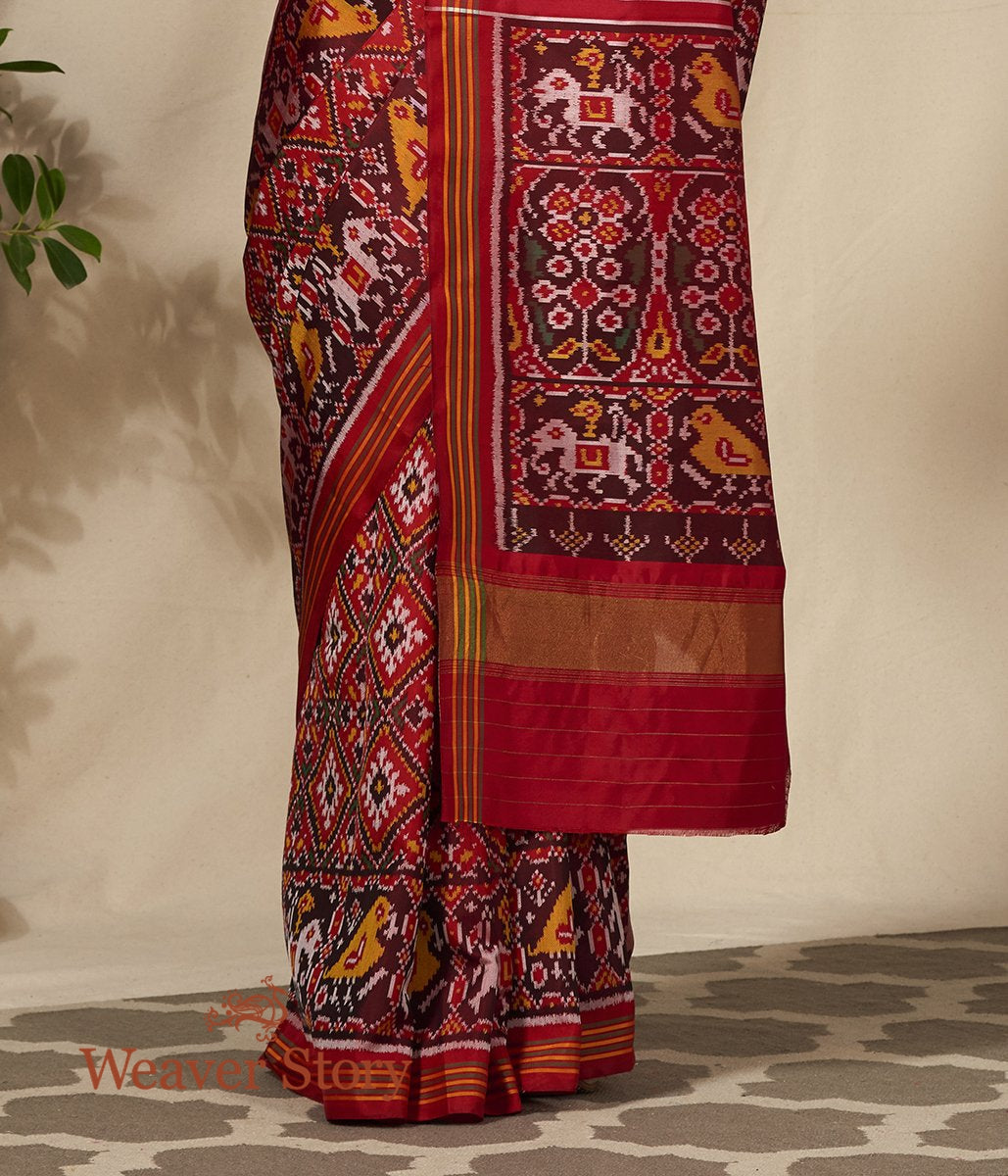 Handwoven_Maroon_and_Red_Dual_Tone_Gujarat_Patola_Saree_WeaverStory_04