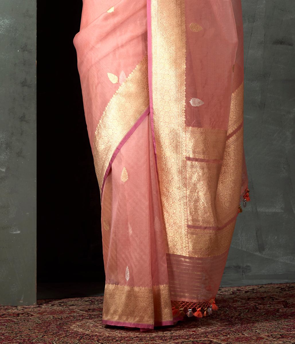 Handwoven_Peach_Kora_Saree_with_Gold_Silver_Zari_Booti_WeaverStory_04