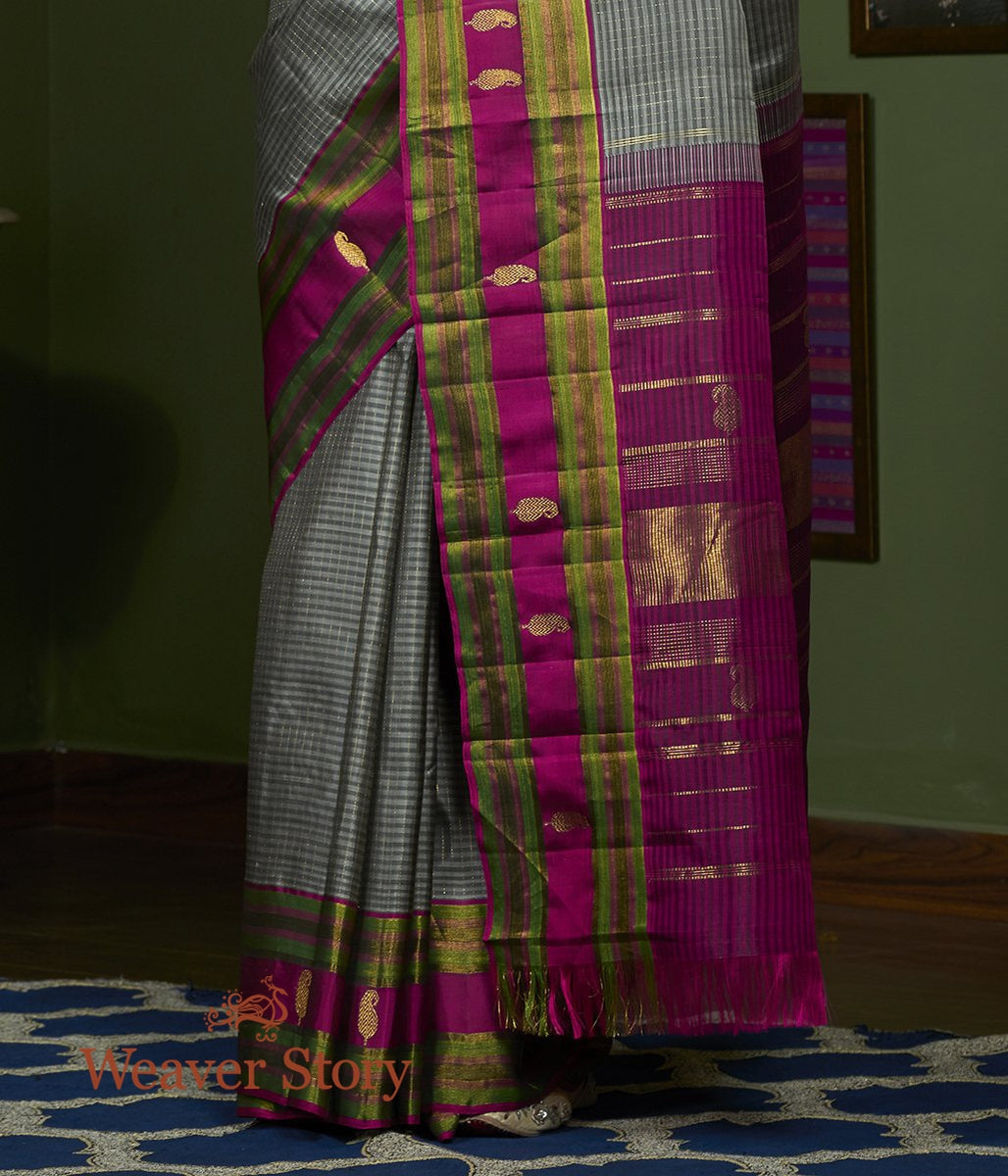Handwoven_Grey_Kanjivaram_Silk_Saree_with_Zari_Checks_and_Purple_Border_with_Paislesy_WeaverStory_04