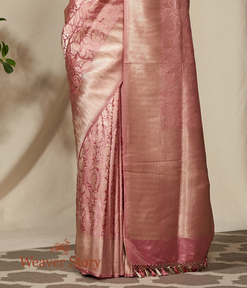 Handwoven_Light_Pink_Banarasi_Saree_with_Gold_Chevron_Border_WeaverStory_04