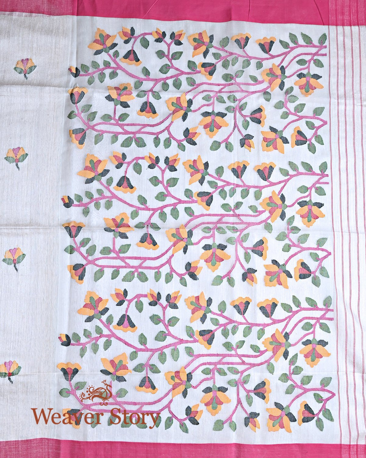 Handwoven_Offwhite_Matka_Silk_Jamdani_Saree_WeaverStory_04
