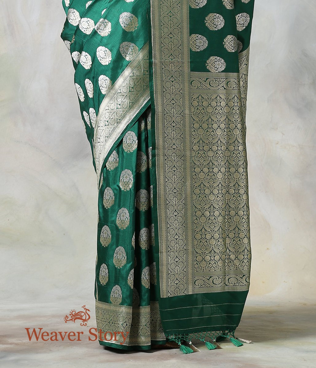 Handloom_Green_Sona_Rupa_Cutwork_Booti_Banarasi_Saree_with_heavy_Brocade_blouse_WeaverStory_04