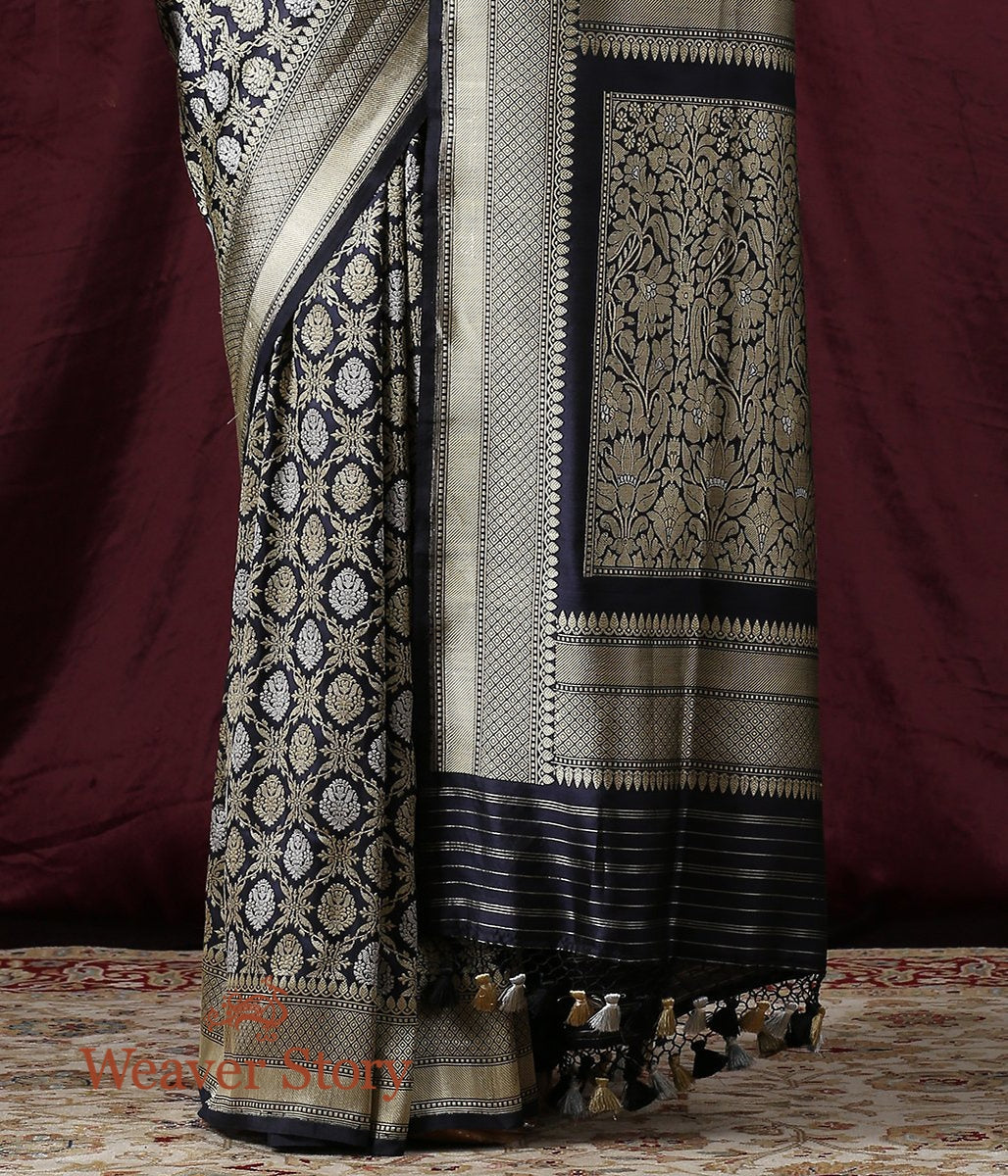 Handloom_Blue_Kadhwa_Jangla_Saree_WeaverStory_04