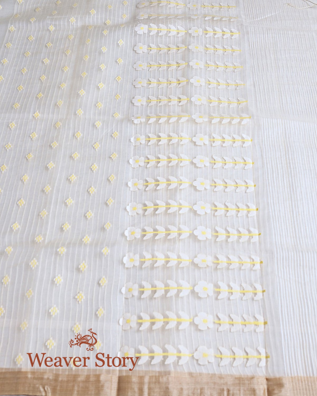 Handwoven_Lemon_Yellow_Silk_Muslin_Jamdani_Saree_with_White_Booti_WeaverStory_04