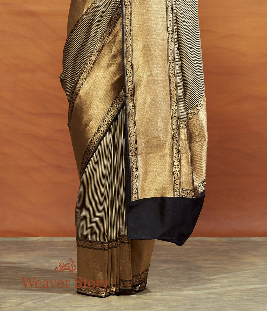 Handwoven_Black_and_Beige_Banarasi_Saree_with_Checks_WeaverStory_04