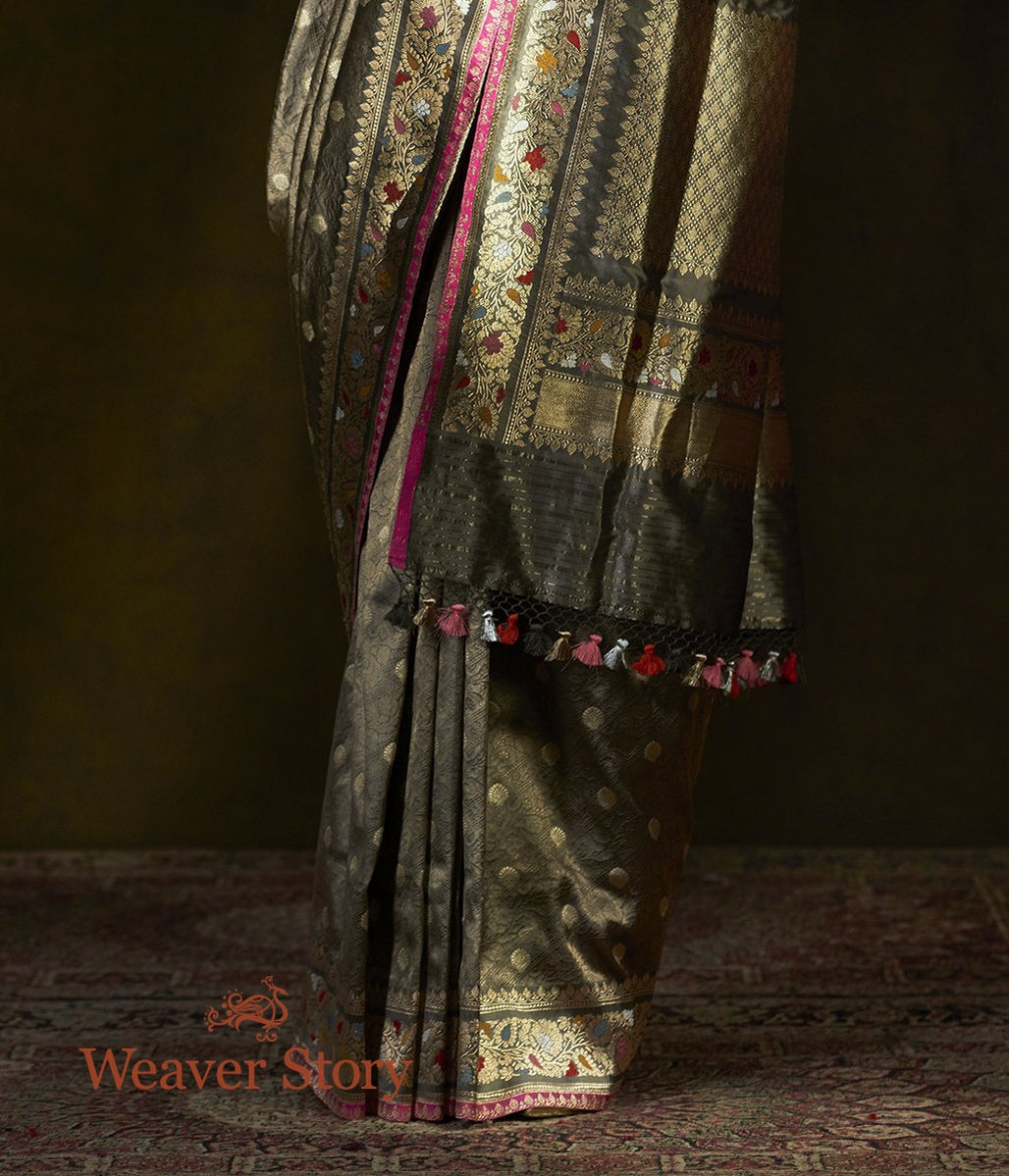 Handwoven_Grey_Zari_Tanchoi_Saree_with_Meenakari_Border_WeaverStory_04
