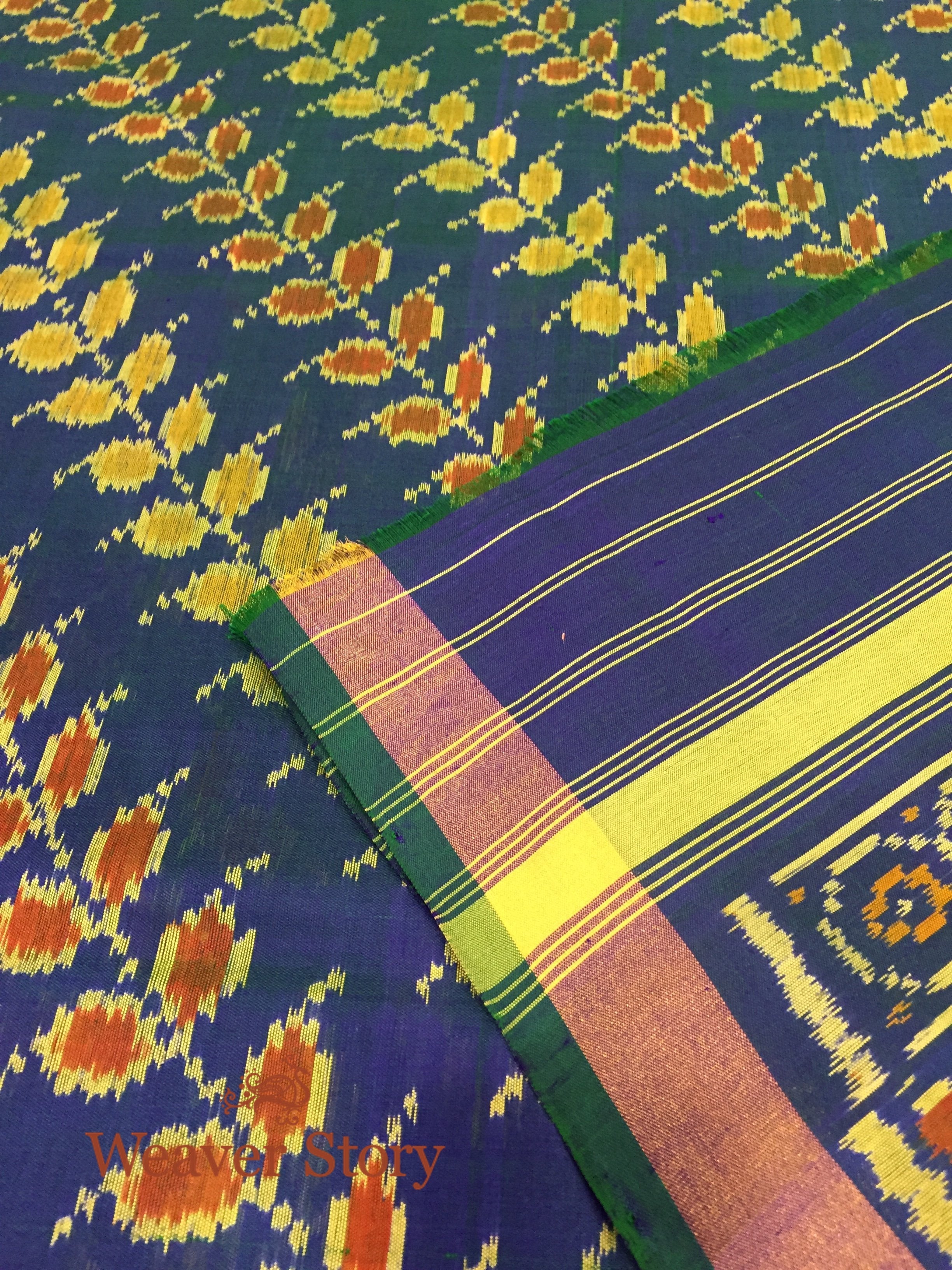 Handloom_Rajkot_Patola_Silk_Dupatta_in_Blue_and_Green_Dual_Tone_WeaverStory_04