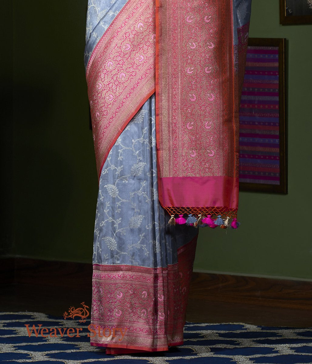 Handwoven_Grey_Tissue_Saree_with_Peach_Border_WeaverStory_04