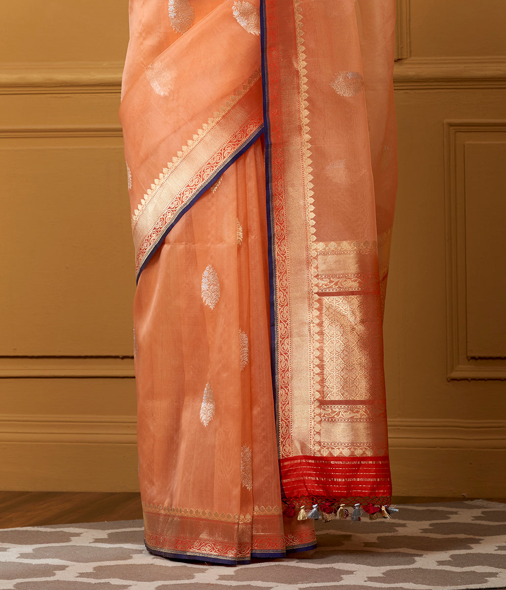 Handloom_Peach_Kadhwa_Kora_Saree_with_Red_Border_Palu_WeaverStory_04